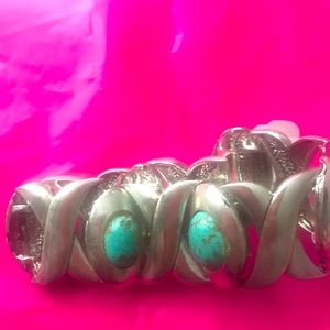 Vintage turquoise stone bracelet can bundle with matching necklace